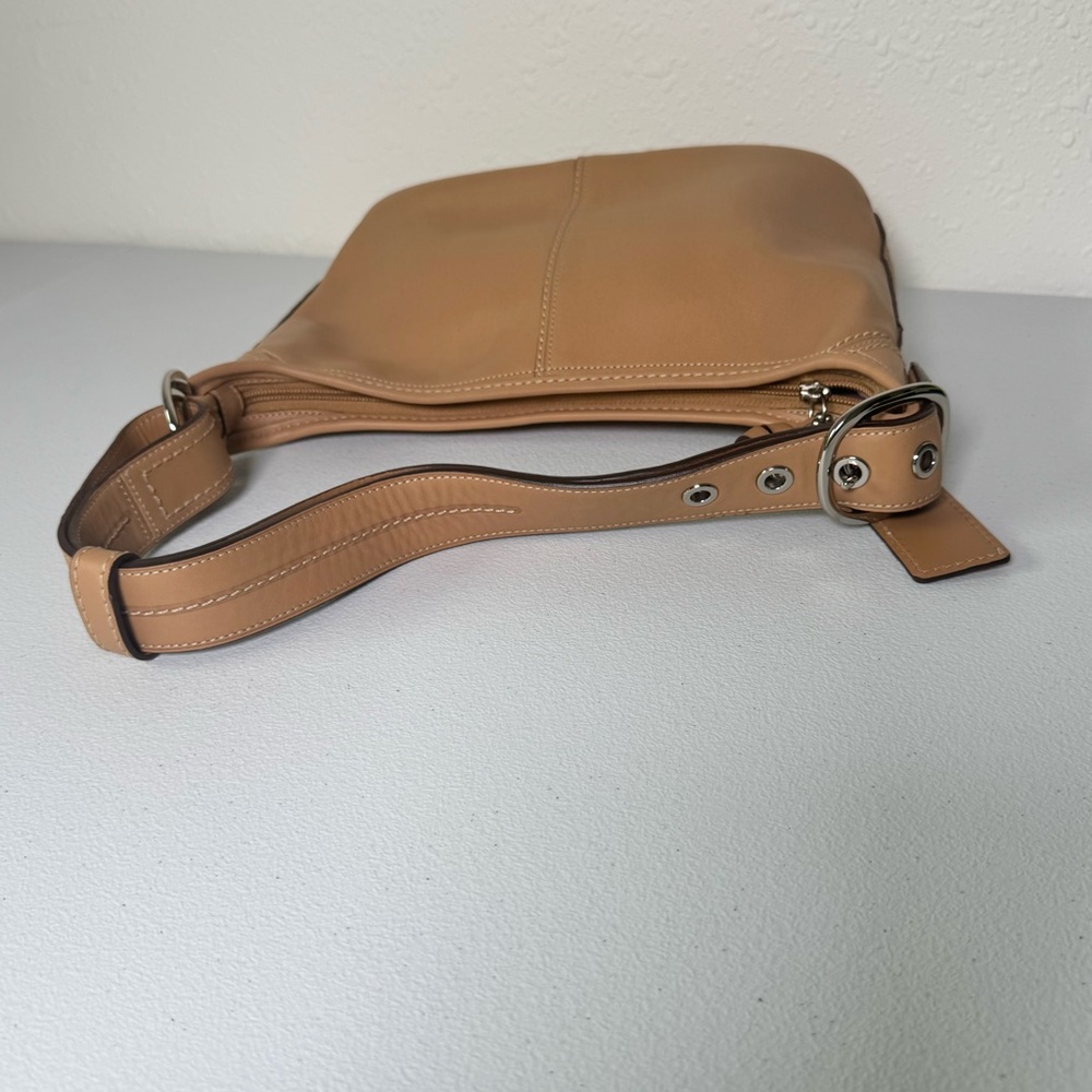 Coach Light Brown Leather Shoulder Bag Adjustable Strap - Picture 2 of 16